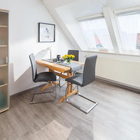 Mayglueck App 3 Apartment